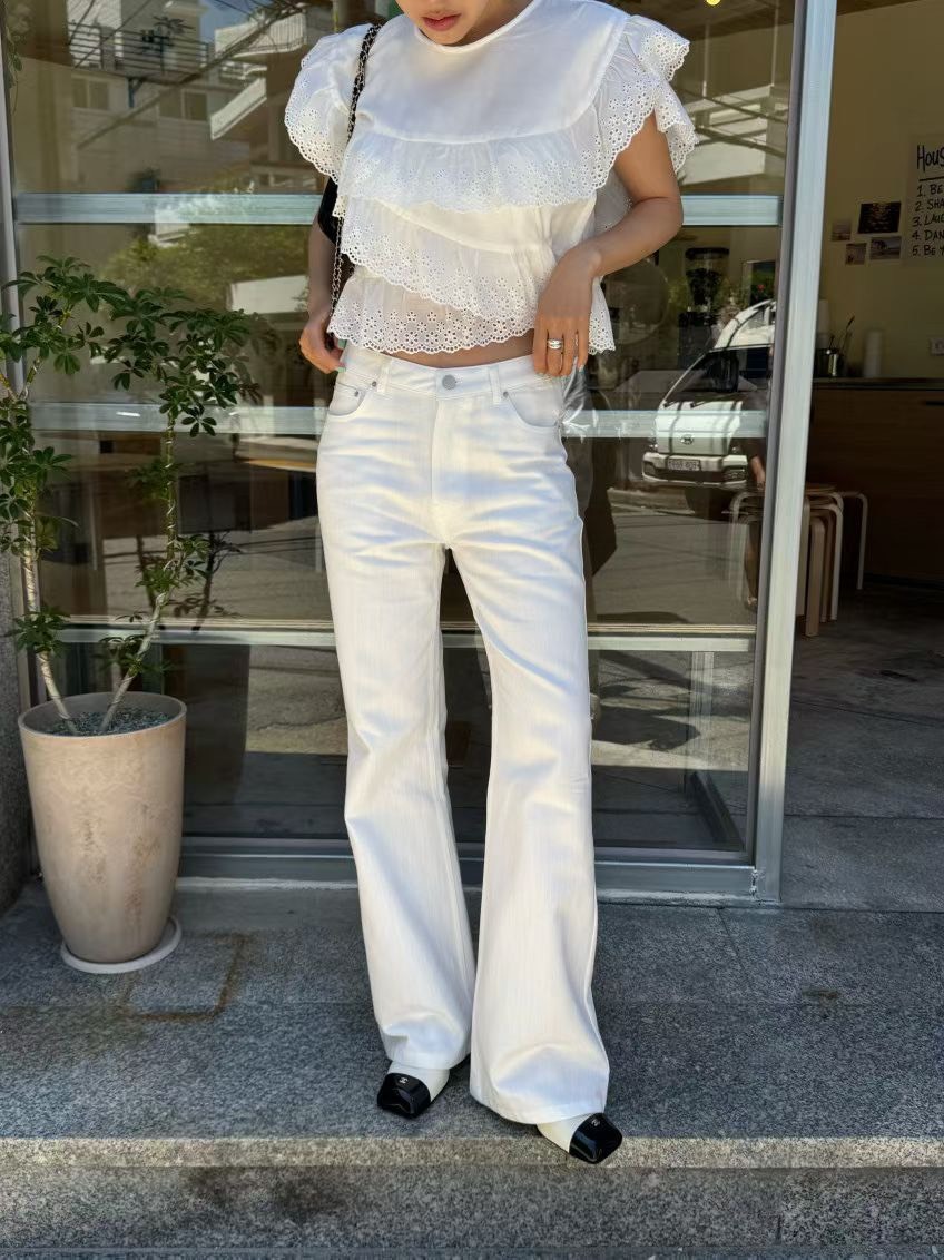 單釦靴型長褲