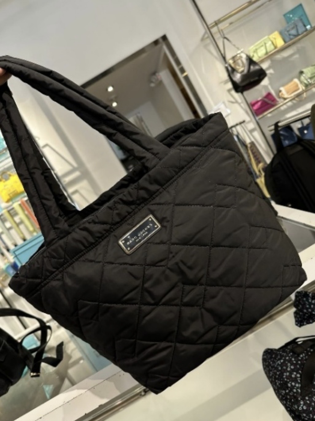 Marc Jacobs Diamond Quilt Tote Bag（菱格款）(此為預訂商品，如同一訂單中有其他現貨商品，現貨商品會安排先行寄出。)