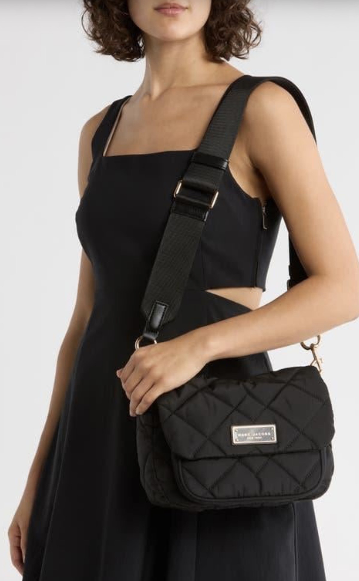 Marc Jacobs Diamond Quilt Flap Crossbody Bag（菱格款）(此為預訂商品，如同一訂單中有其他現貨商品，現貨商品會安排先行寄出。)