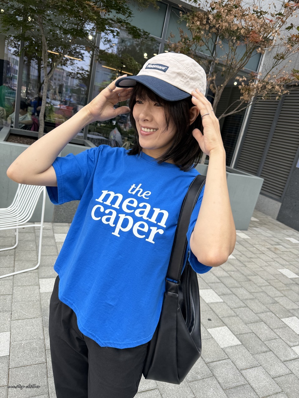 正韓亮藍斜角下襬caper字母T