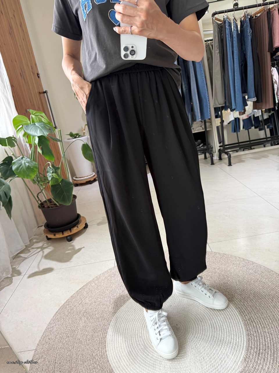 正韓慵懶chill紗質縮口褲 (黑)
