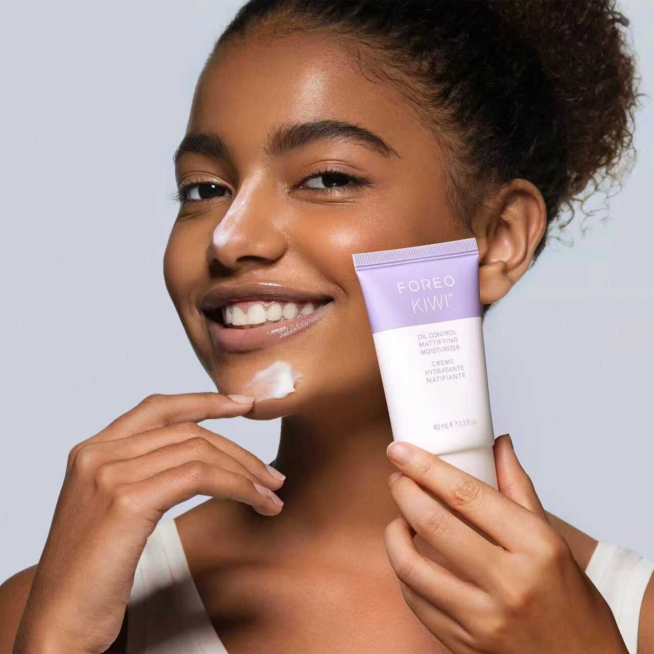 【預購】FOREO H053013 啞緻控油保濕乳 40mL