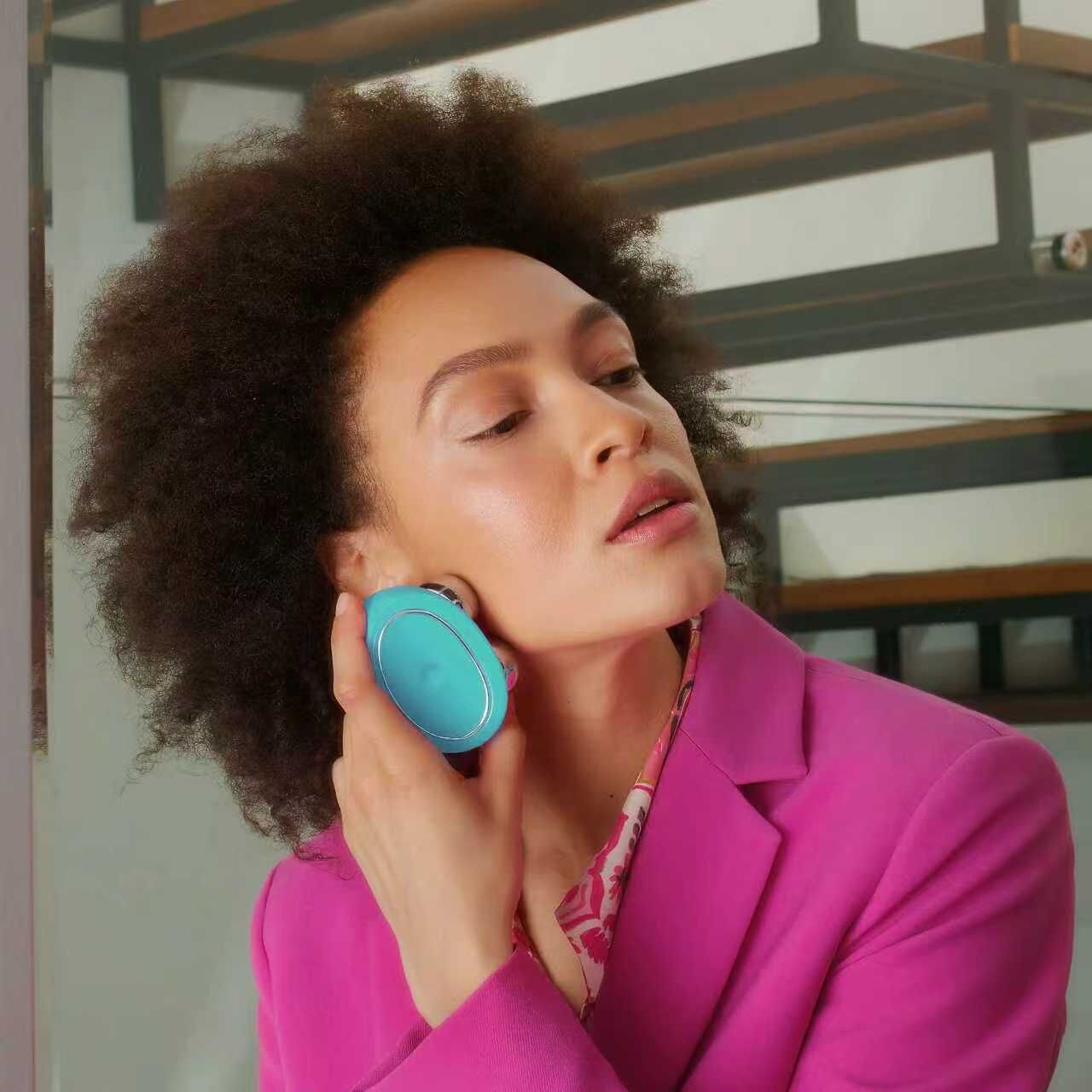 【預購】FOREO H053021 BEAR 微電流面部緊緻儀