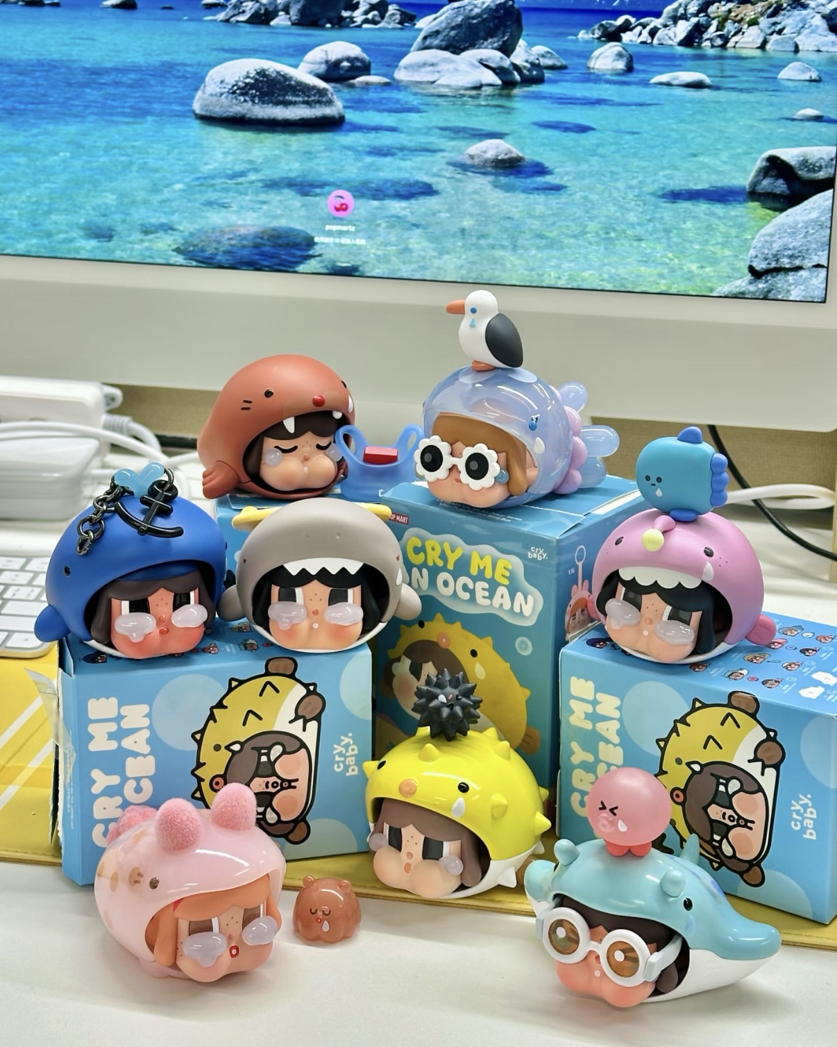 <官方正版>POPMART 泡泡瑪特 CRYBABY 淚流成海系列 盲盒 公仔 擺件