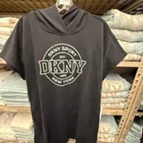 [S] DKNY BLACK COLLEGIATE MEDALLION LOGO MINI HOODIE DRESS, DP6D4942-BLK (SD1930)