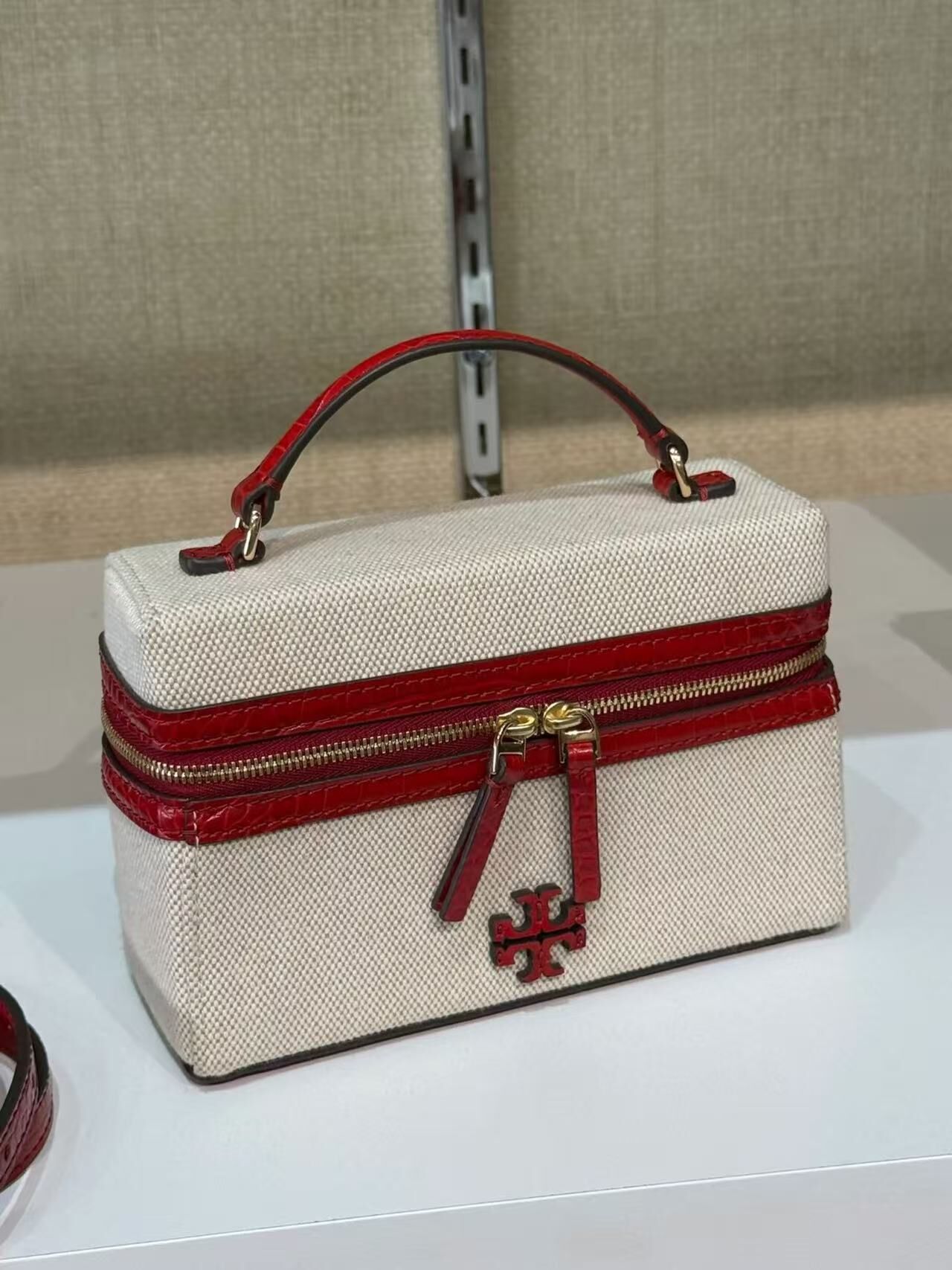 【預購】Tory Burch H053039 紅色帆布盒子包