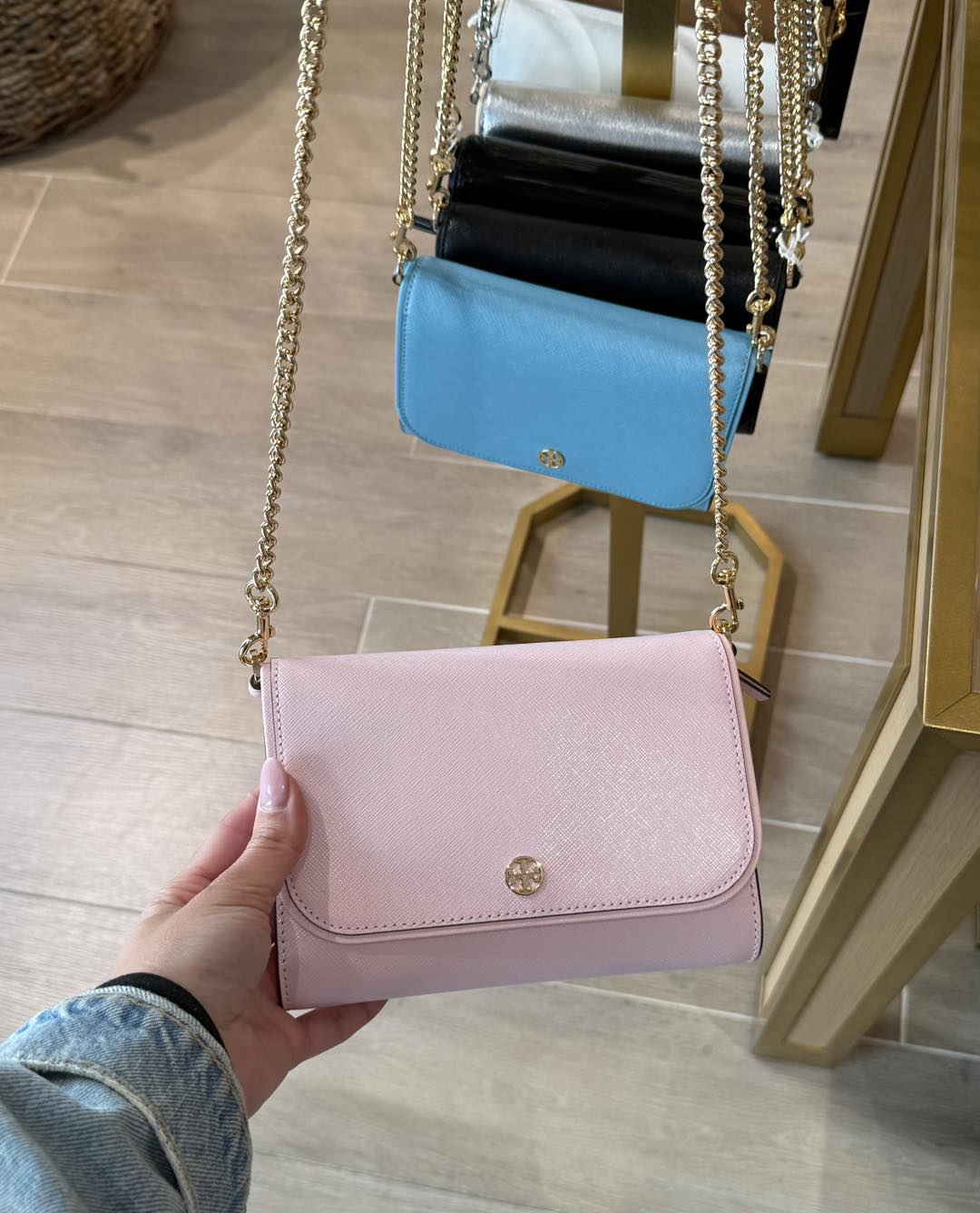 【預購】Tory Burch H053044 斜孭袋銀包