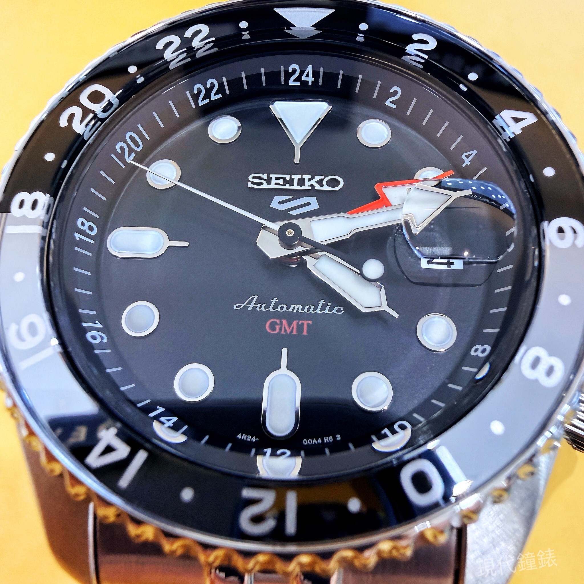 【SEIKO 精工】5 Sports系列 GMT兩地時間機械腕錶  4R34-00A0D 42.5mm 現代鐘錶