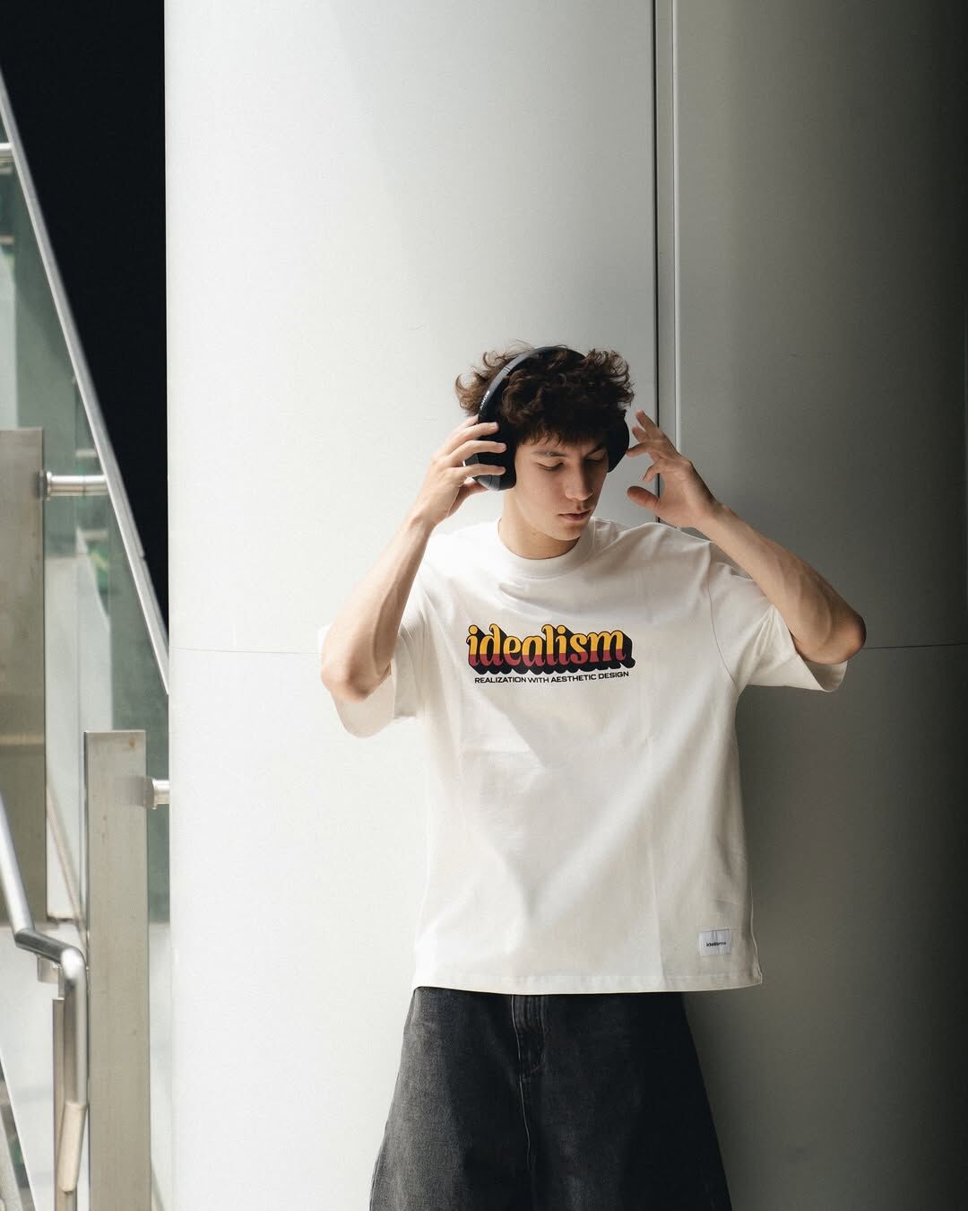【車庫服飾】IDEALISM Vibe Tee