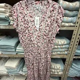 [S] DKNY PETIT FLEUR SUNKSD SMOCKED WAIST VNECK DRESS, DJ6D9177-A0J (SD1969)