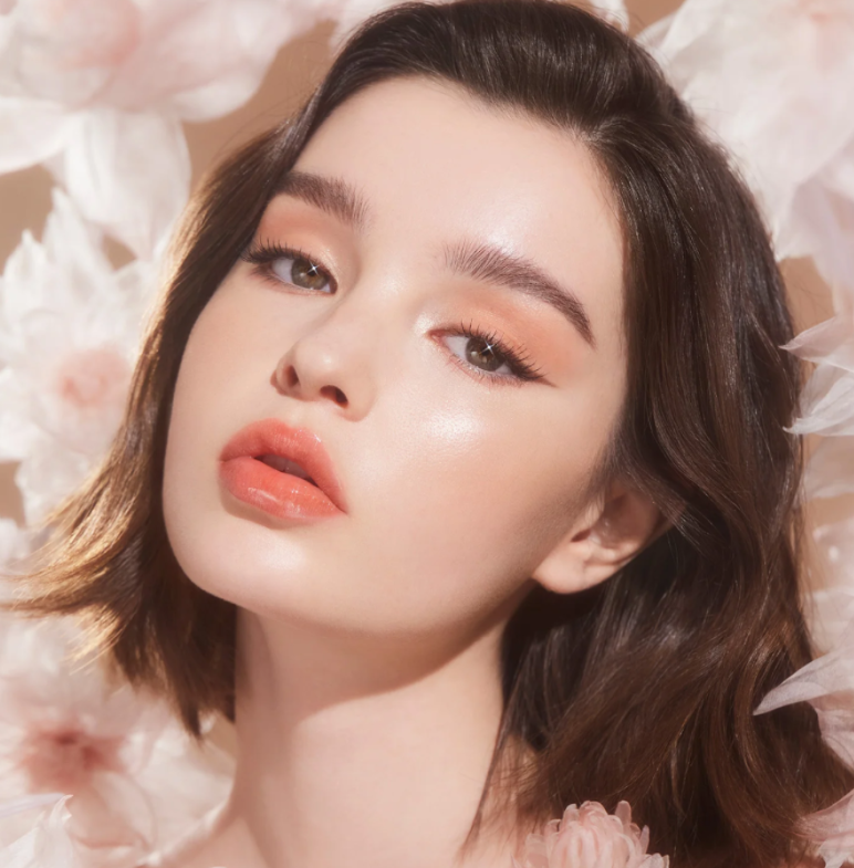 DEAR DAHLIA 花漾限定玻璃光唇蜜 DEAR DAHLIA BLOOMING EDITION GLASS SHINE LIP TOPPER 5.5 ml
