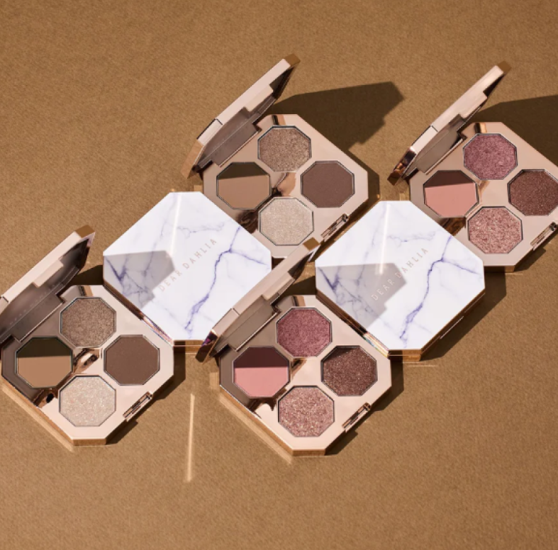 DEAR DAHLIA 夢幻絲絨四色眼影盤 DEAR DAHLIA DREAM VELVET EYE SHADOW PALETTE 5.1G