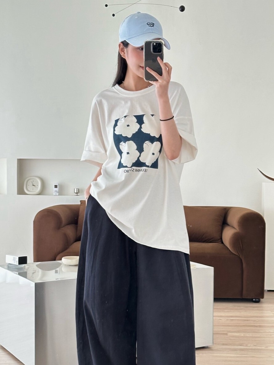 花叢自選色🌼小花印刷軟料寬鬆大tee