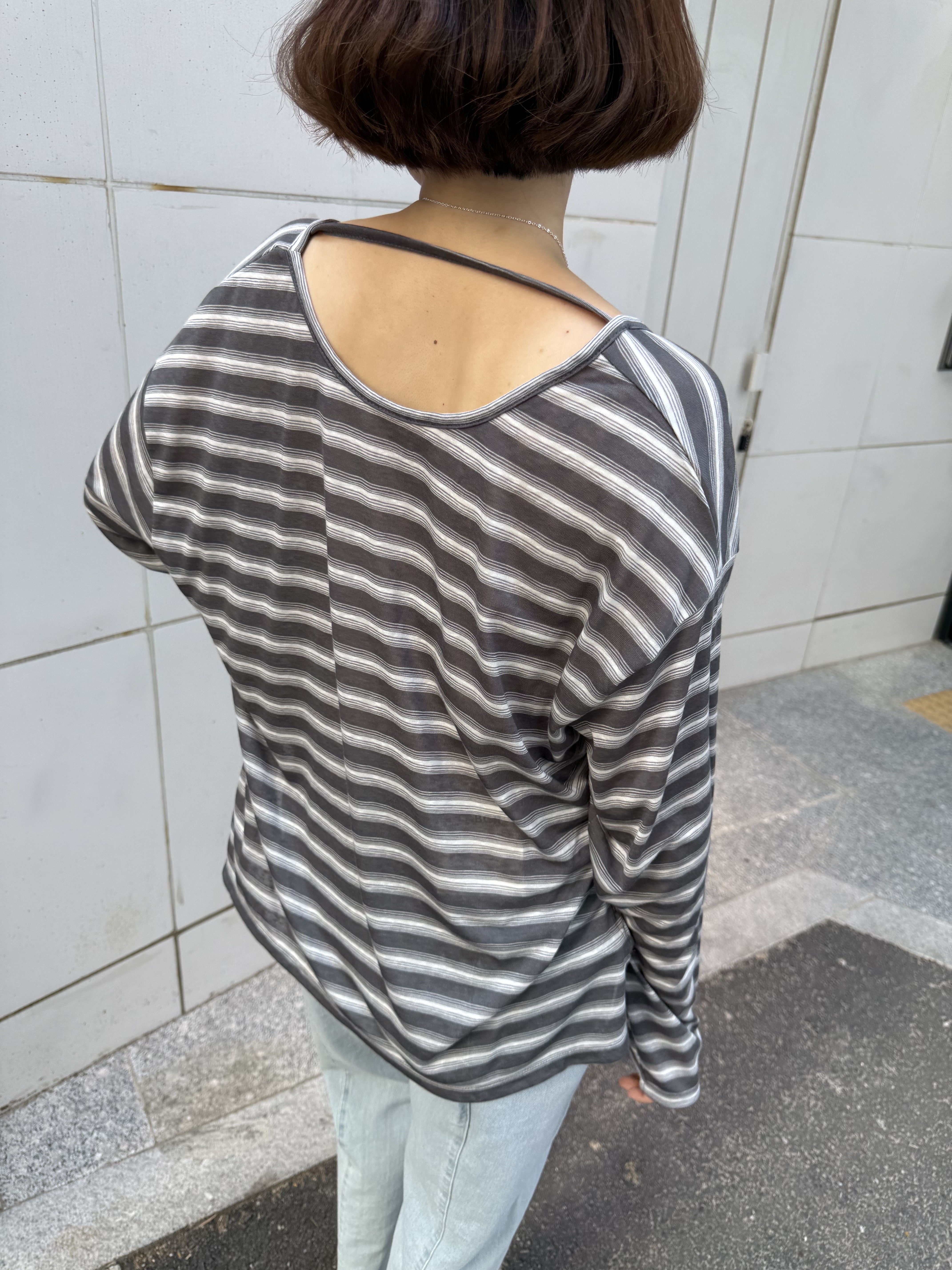 前後兩穿後面一條天絲條紋衣/3色均碼/灰