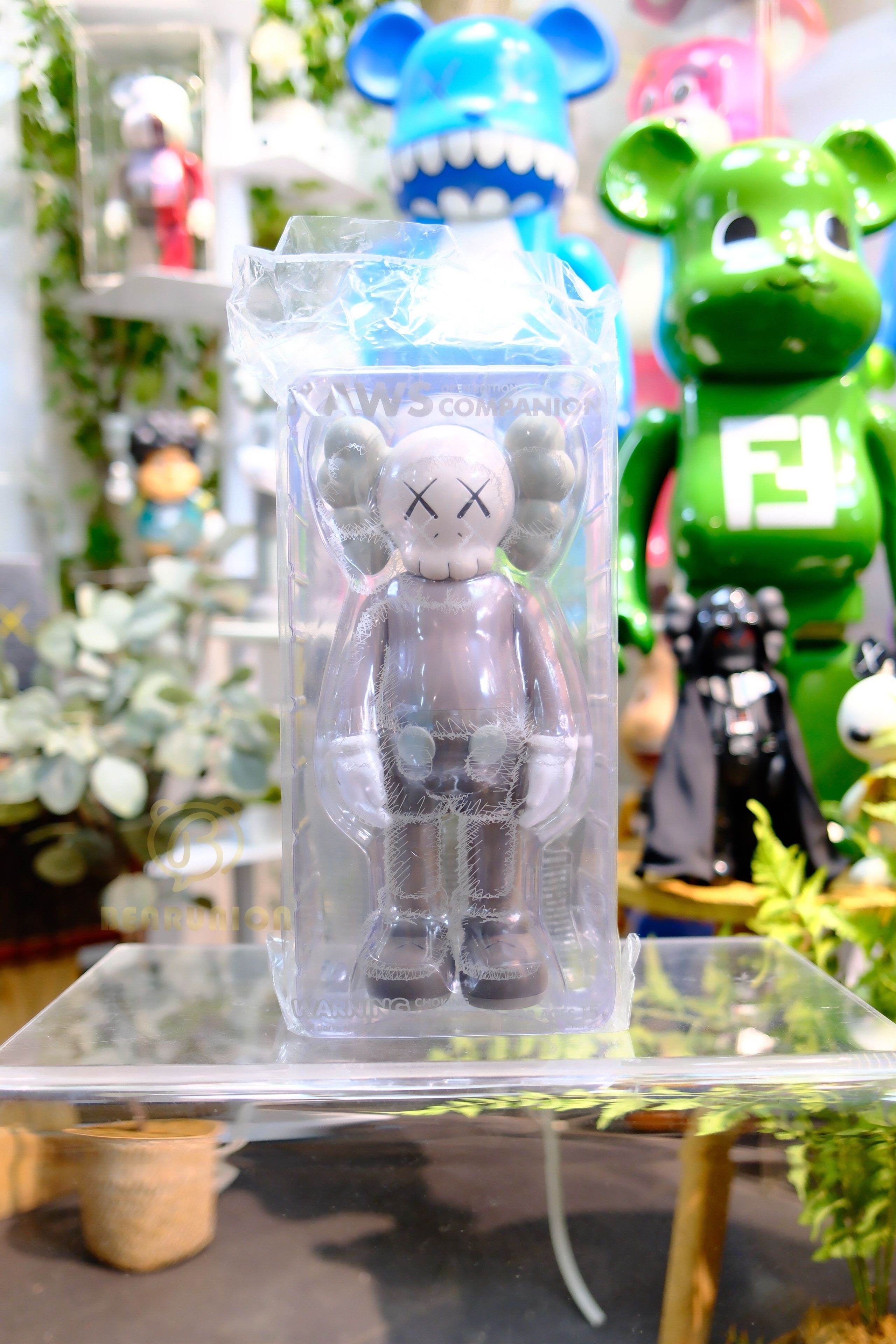 🥇In Stock🥇KAWS Companion Open EditionVinyl Figure