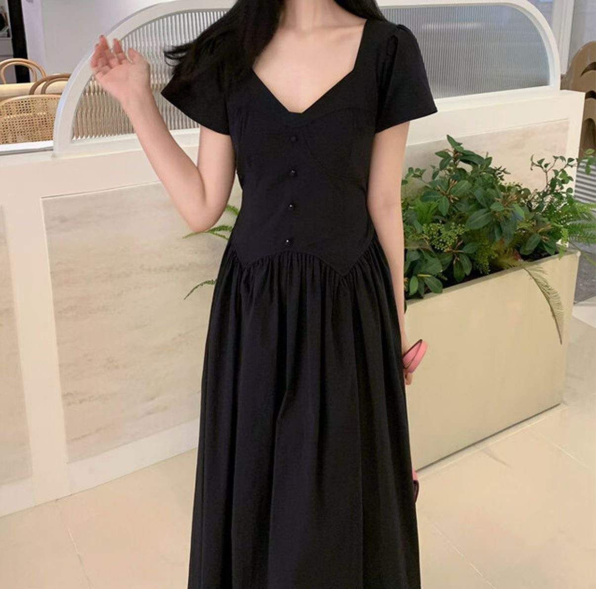 黑色質感基本美款長洋裝