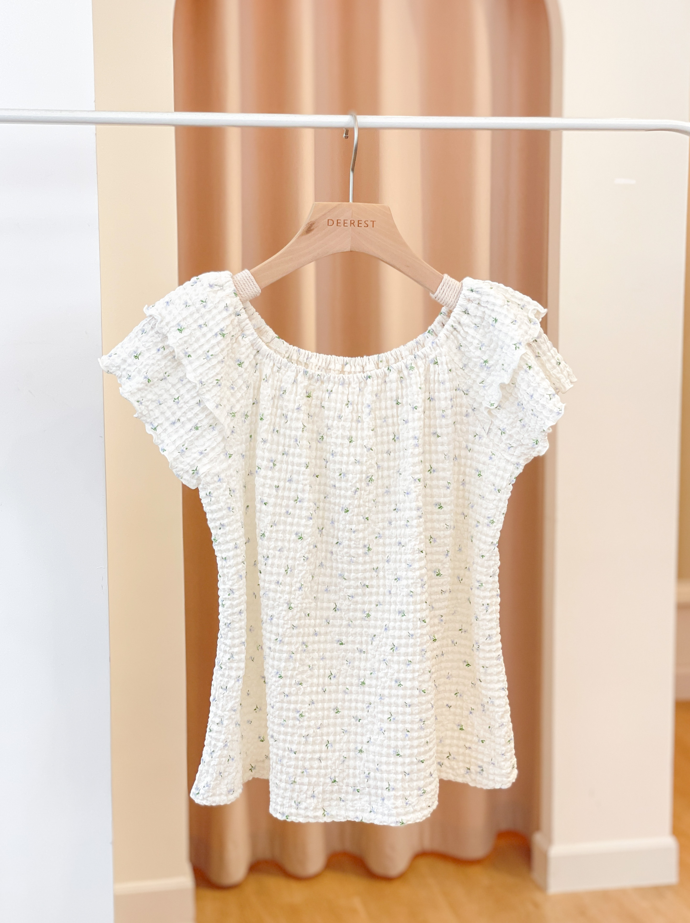 T1564 Summer Garden Crinkle Top