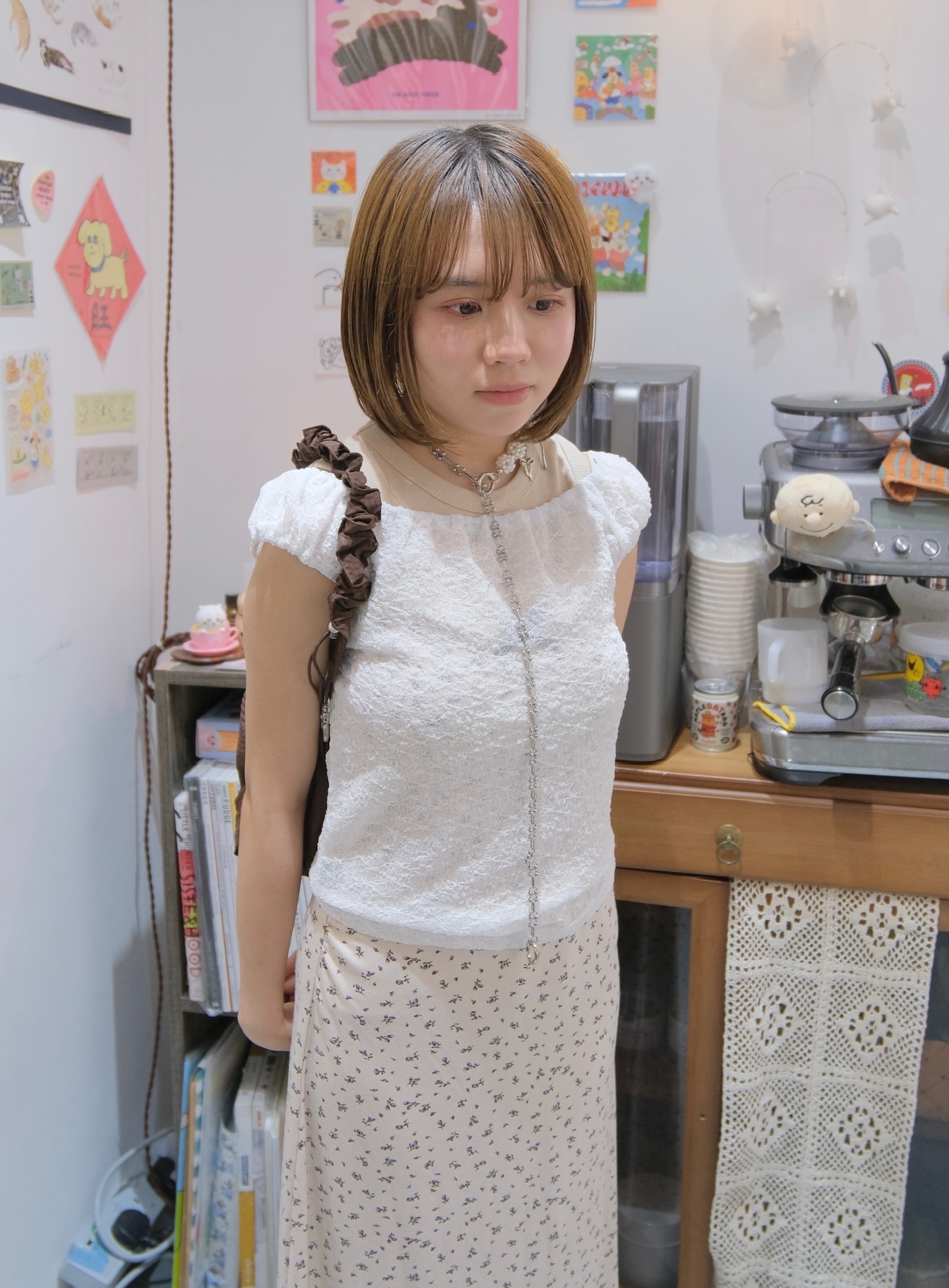 暗紋可露肩blouse