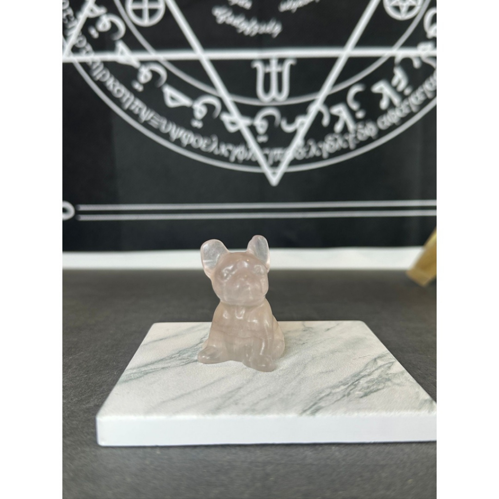 HKHG0531-028 螢石小法鬥狗狗27×28×42 mm (A26)