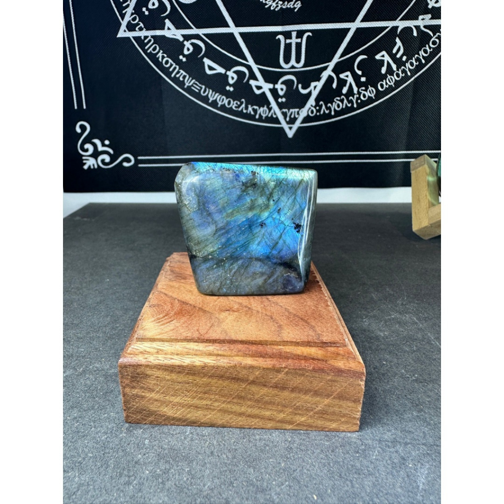 HKHG0531-048 拉長石安眠作用 可放於床頭47×44×32 mm (A46)