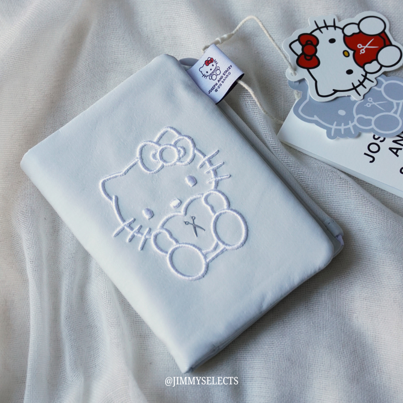 【代購】Sleek Travel Wallet Hello Kitty  旅行收納護照夾｜Hello Kitty｜白色