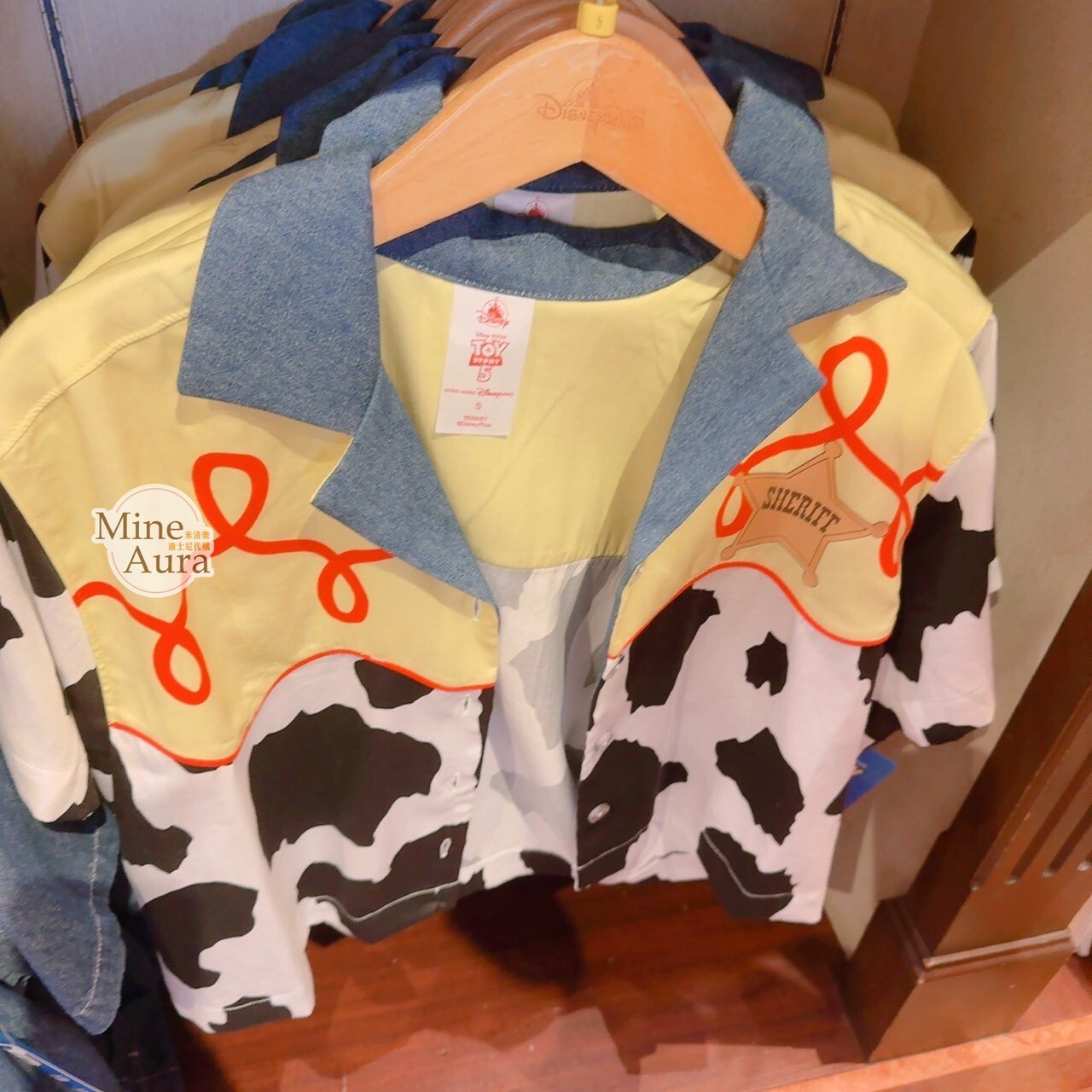 翠絲 Jessie 圖案 拼接 牛仔色 襯衫 上衣 玩具總動員 Toy Story -香港迪士尼樂園