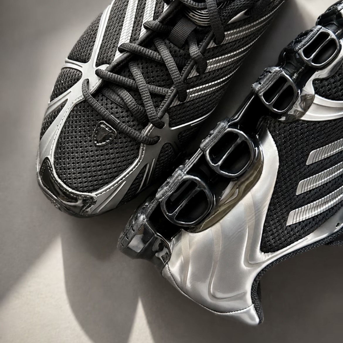【代購】adidas Mega Ghostride Core  復古跑鞋｜舒適緩震｜男女同款｜黑色 🔥