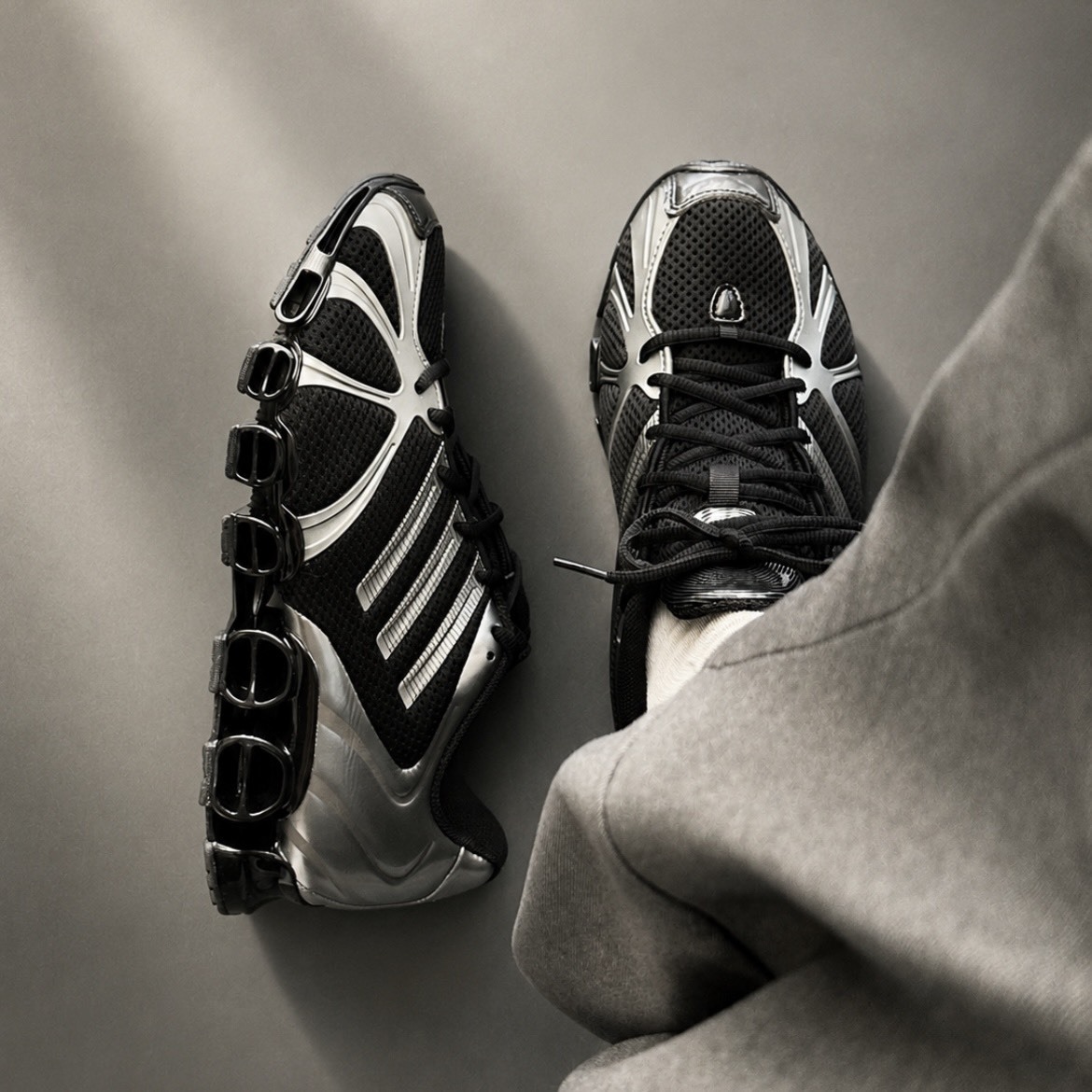 【代購】adidas Mega Ghostride Core  復古跑鞋｜舒適緩震｜男女同款｜黑色 🔥