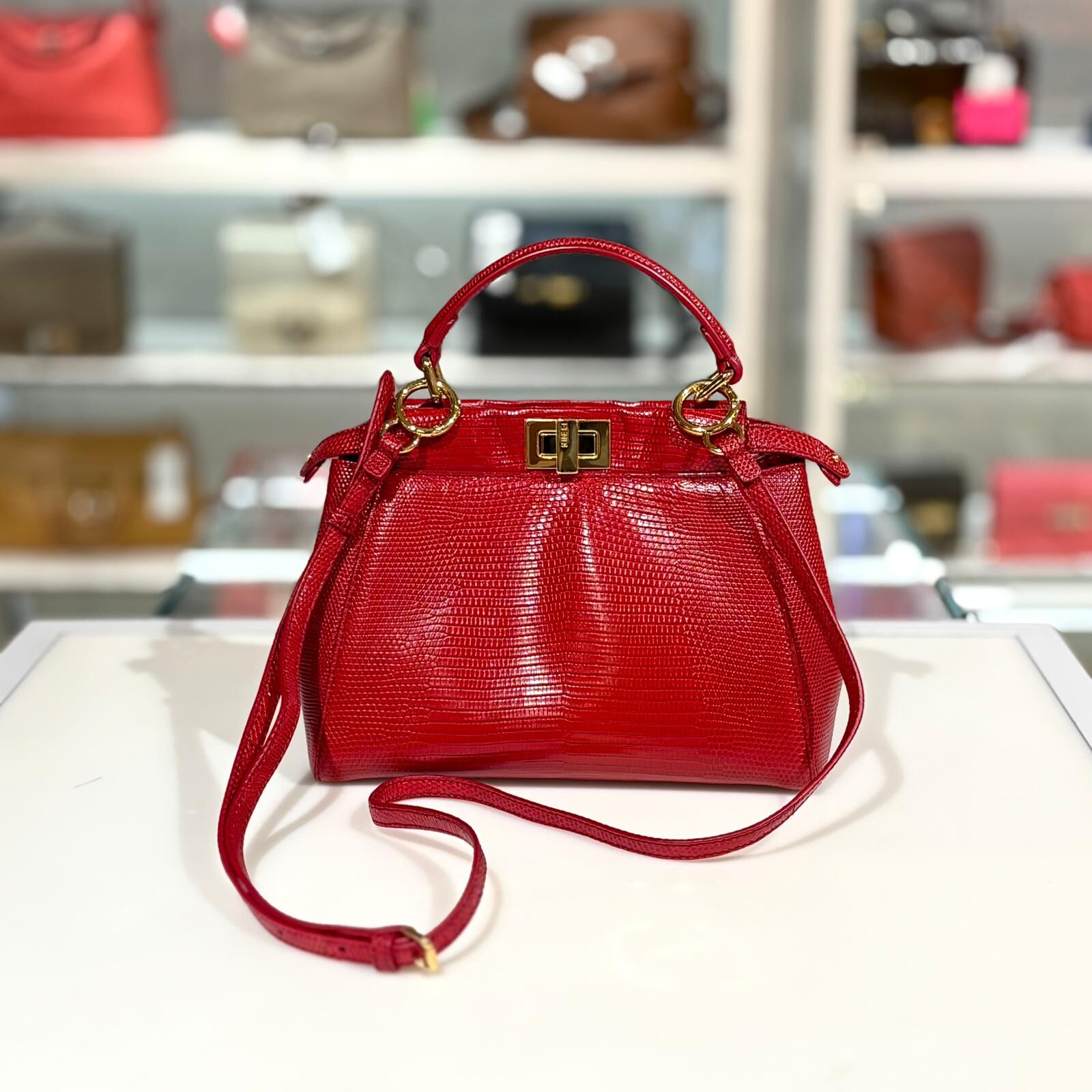 全新FENDI PEEKABOO MINI 鮮紅色蜥蝪皮 8BN244.A7SL.209.8007 #BRAND NEW #香榭站正品