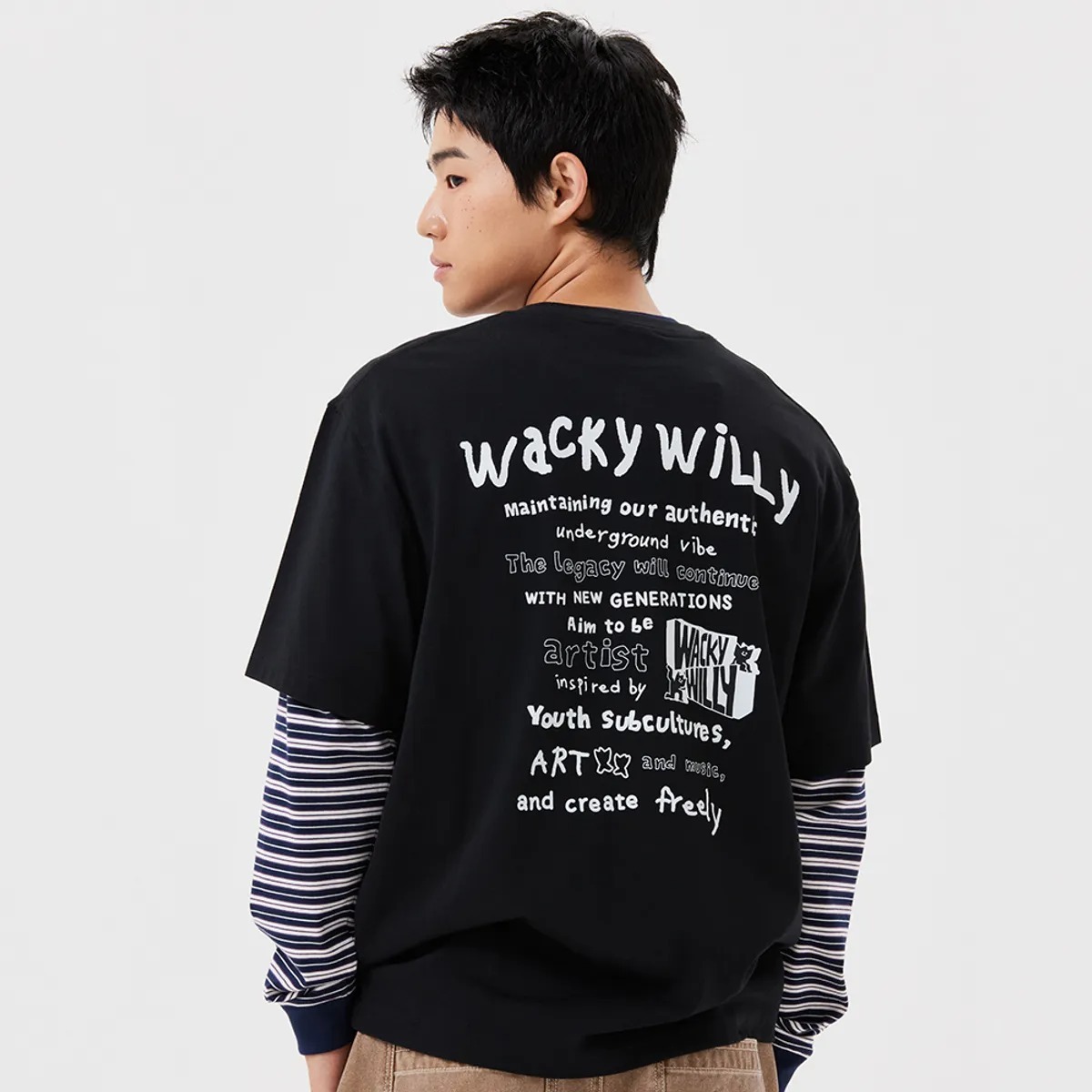 WACKY WILLY Typo Artwork Design Short-Sleeve T-shirt