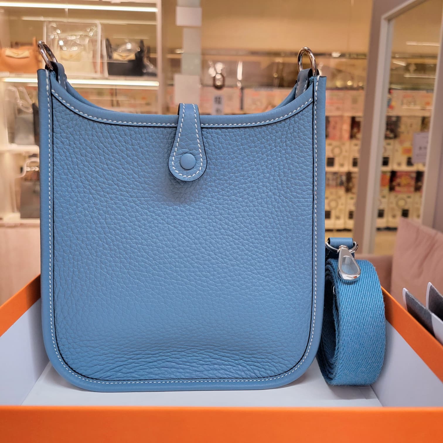HERMES MINI EVELYNE D2 NEW BLUE JEAN CK 新牛仔藍銀扣
