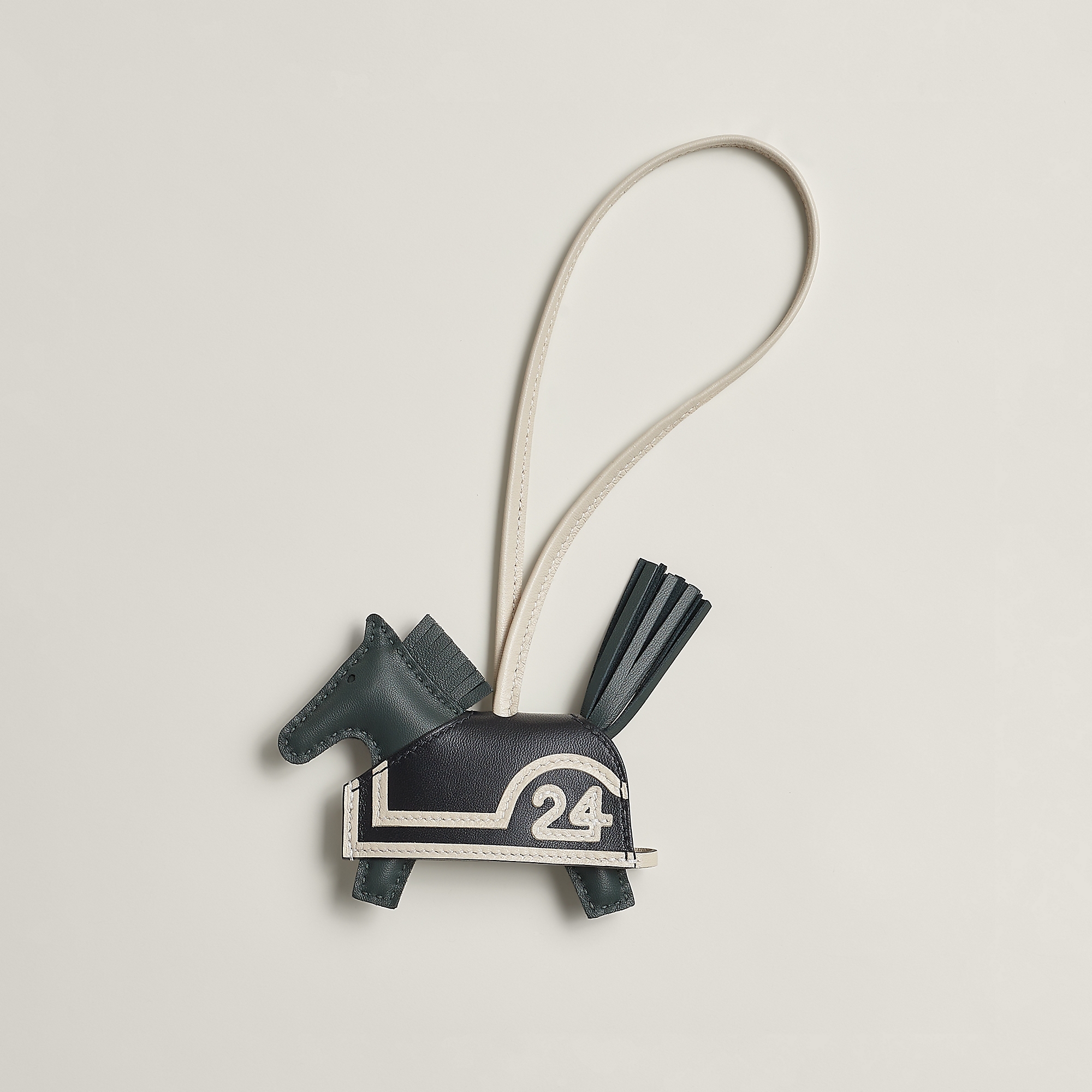 HERMES RODEO ROBEO 24 VERT MANGROVE/NOIR/CRAIE