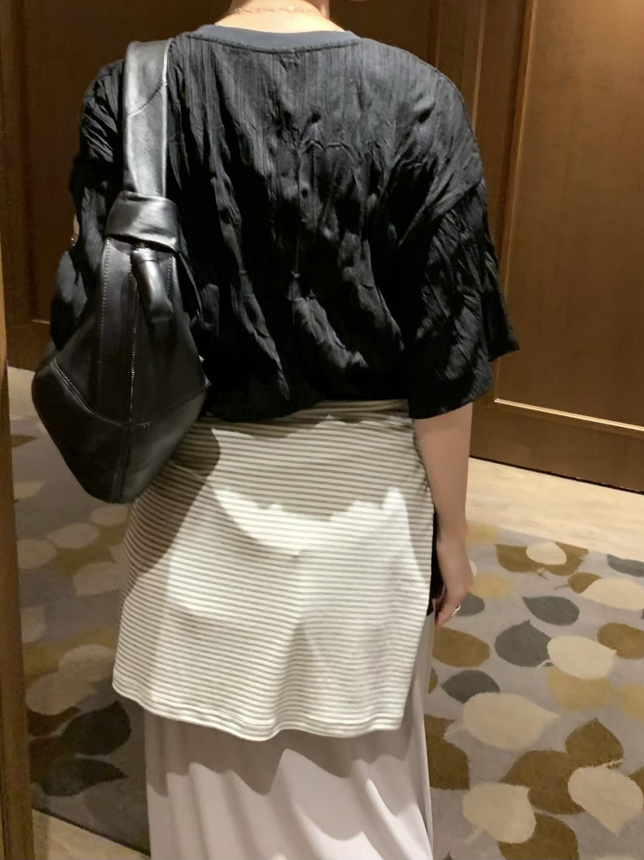 高級檔口不黏肌膚海浪衣/2色均碼/黑