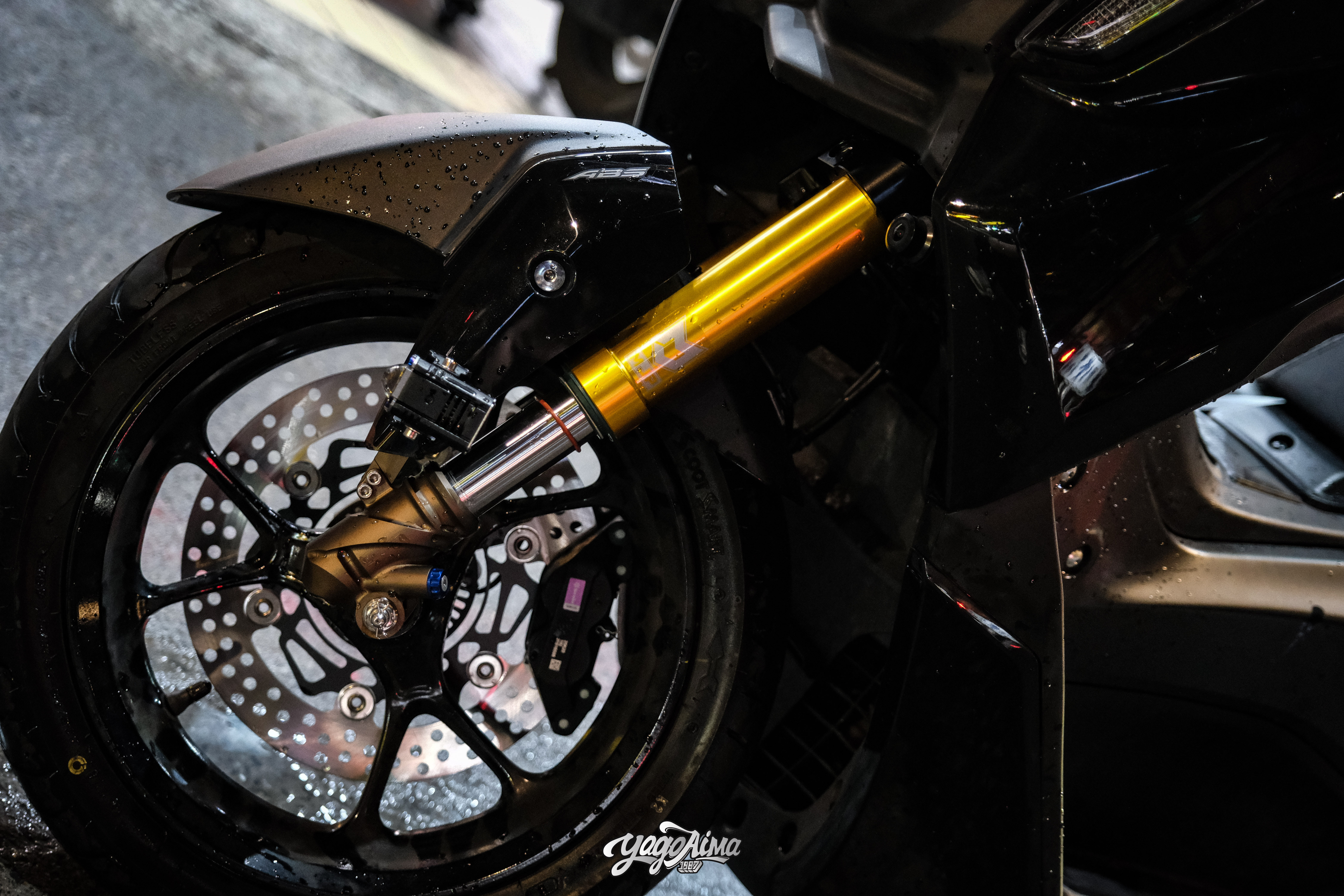 NMAX V3 MJP MFU354 倒立前叉與 BREMBO 對四卡鉗實裝照