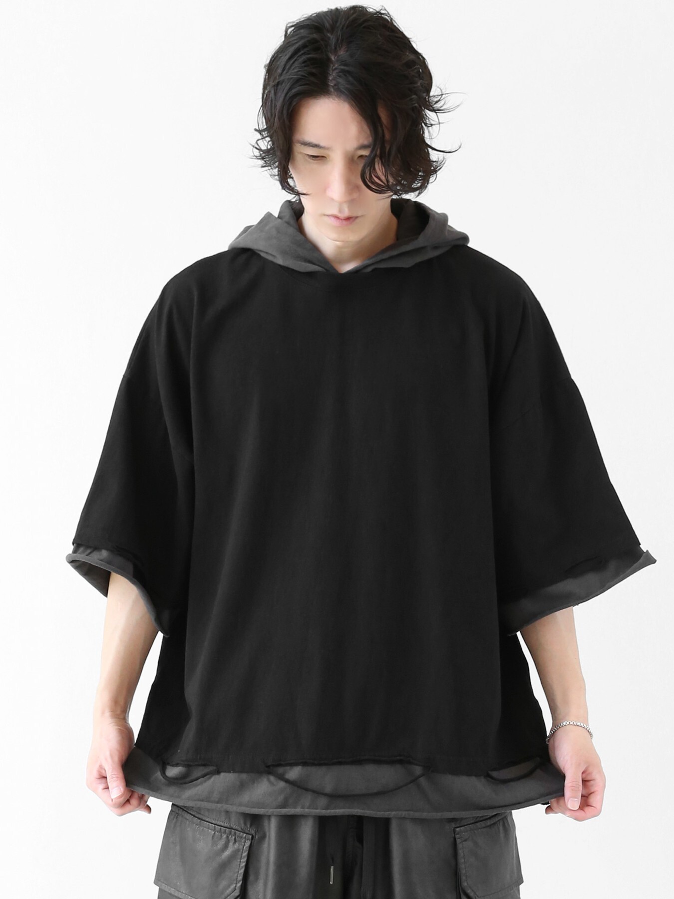 Layered patchwork frayed short-sleeved hoodie
