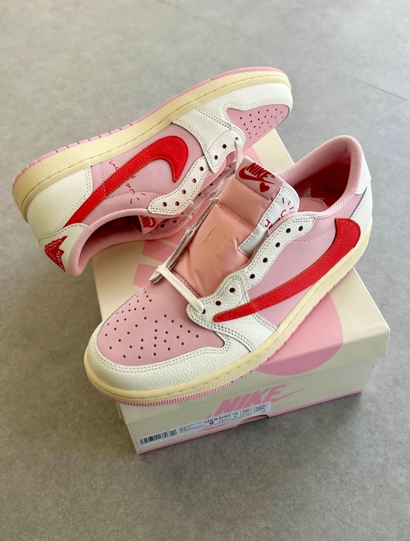 Travis Scott x Air Jordan 1 Low OG Sail Tropical Pink 粉紅倒勾 IQ7604-101