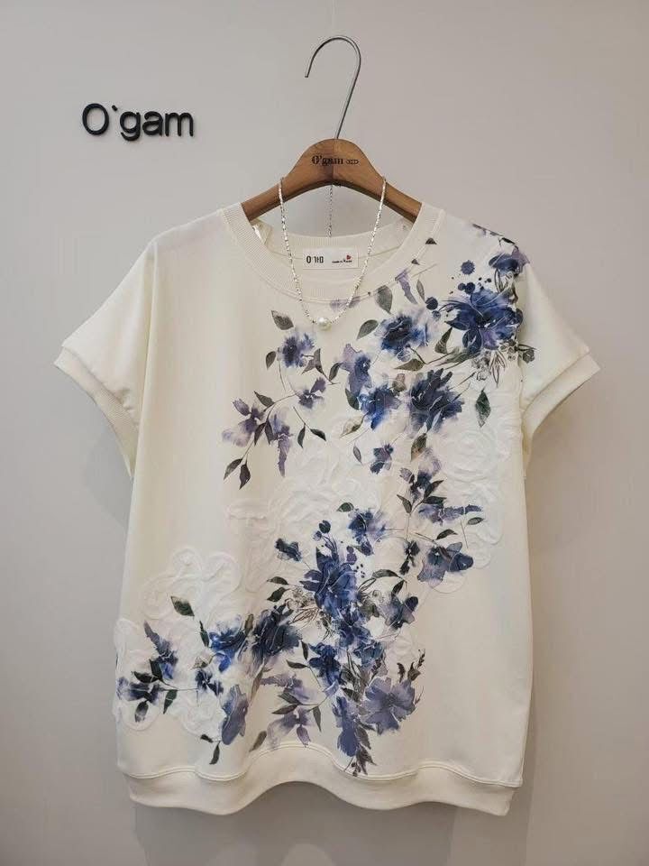 ogam牌子 lace 花圖案top