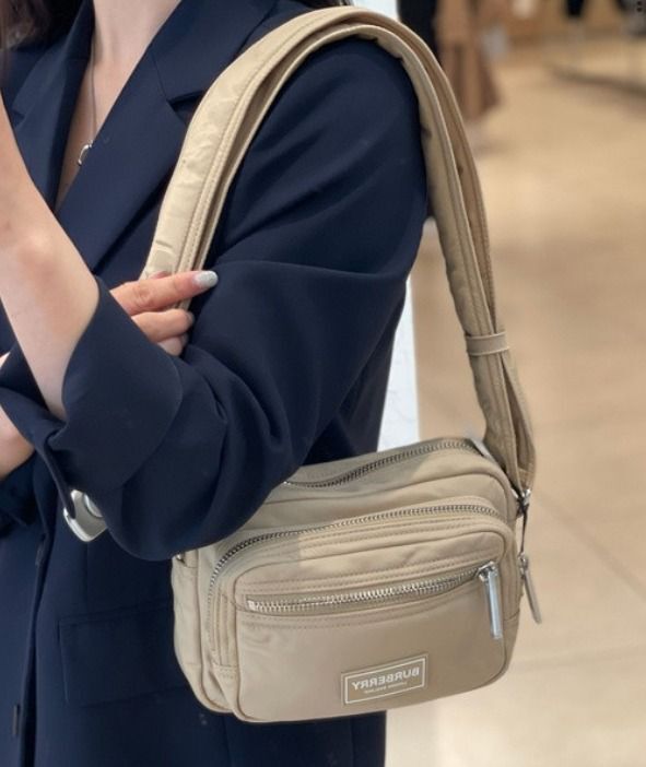 LYS01842 Burberry 尼龍腰包/斜揹袋