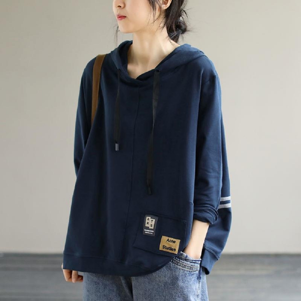【ASister 小姊姊】AS2510#女裝｜上衣☆連帽抽繩貼布標長袖上衣(3色 M-4XL)