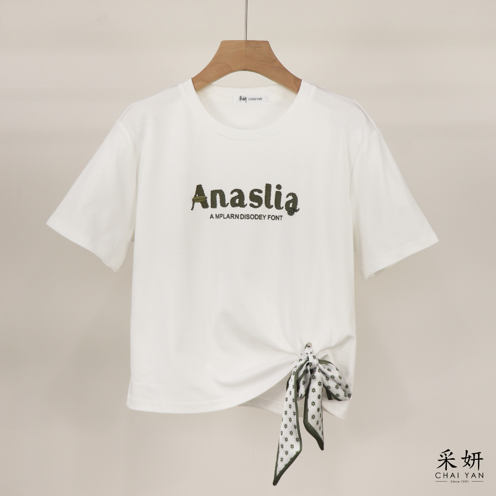 綁帶字母印花短袖上衣