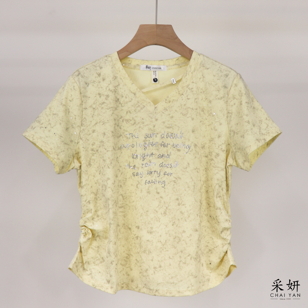 水鑽字母亮片石紋短袖上衣