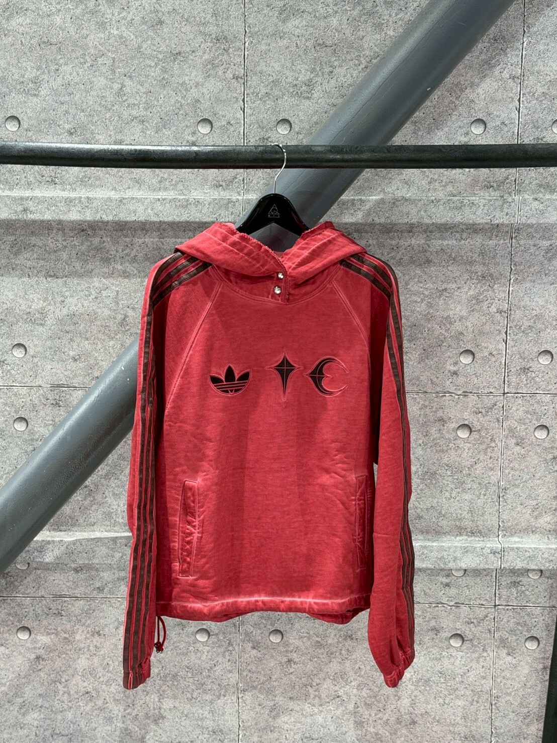 Thug Club x Adidas Logo刺繡 連帽帽T