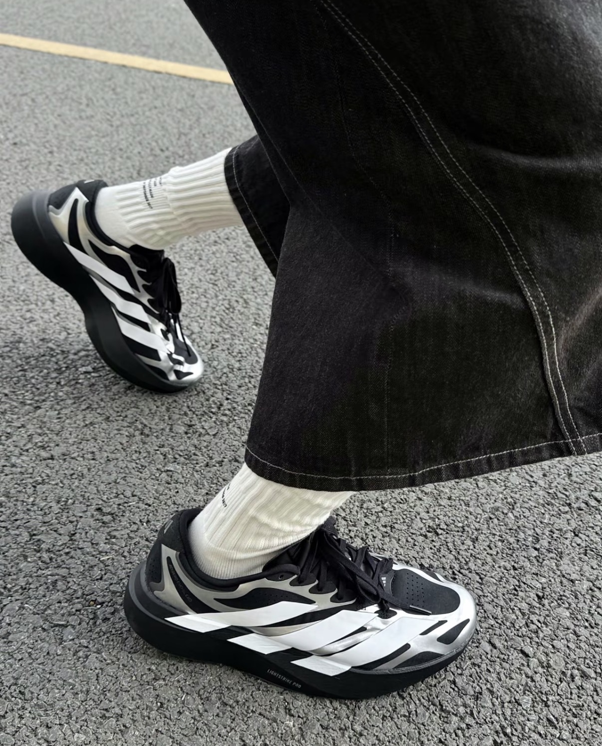 男鞋 ADIDAS ADIZERO EVO SL EXO 黑銀白 緩震 支撐 輕盈 運動 慢跑鞋【KI4764】