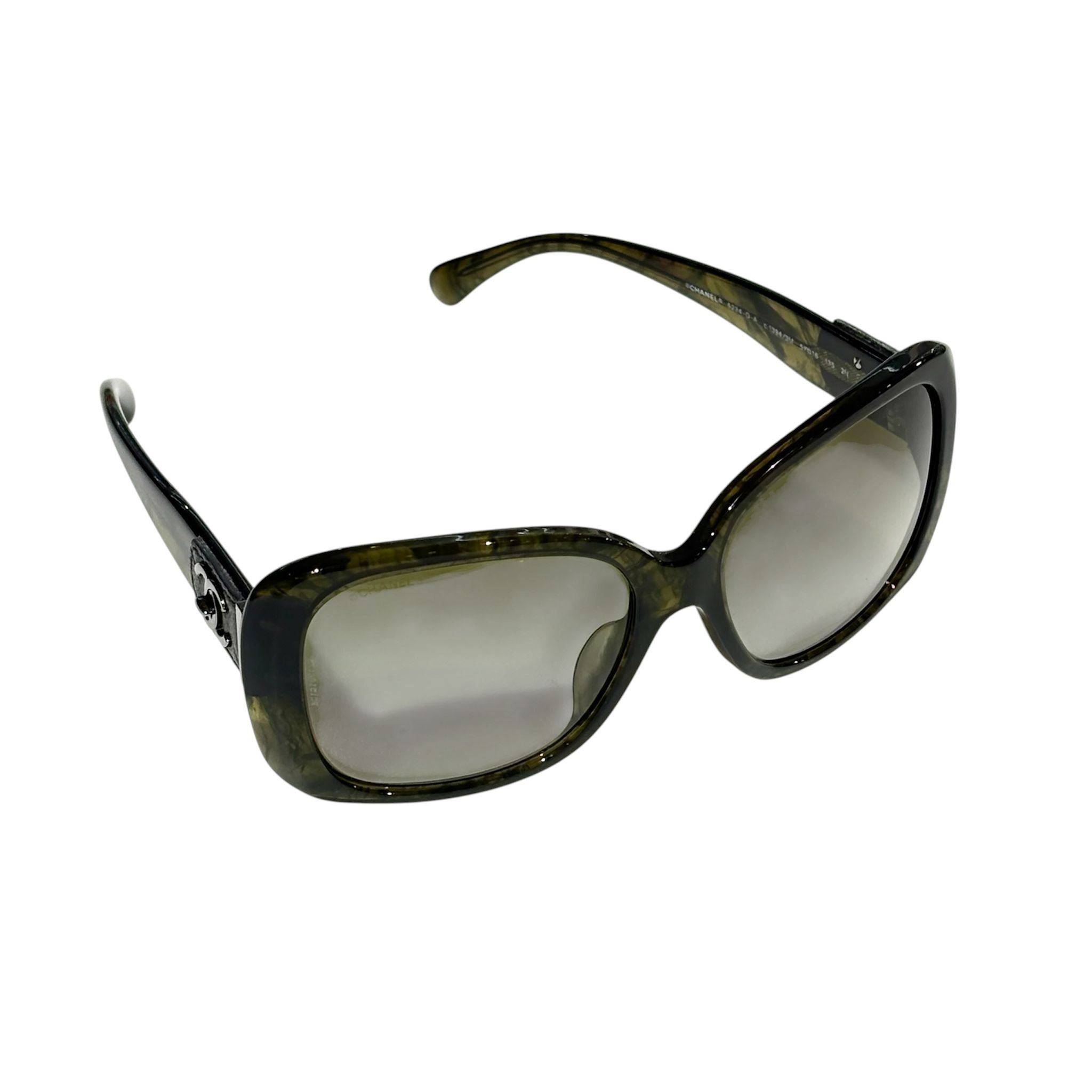 99.9%NEW二手CHANEL PVC Sunglasses墨綠色通透機脂,灰色皮紋金屬LOGO 太陽眼鏡/墨鏡 #香榭站正品