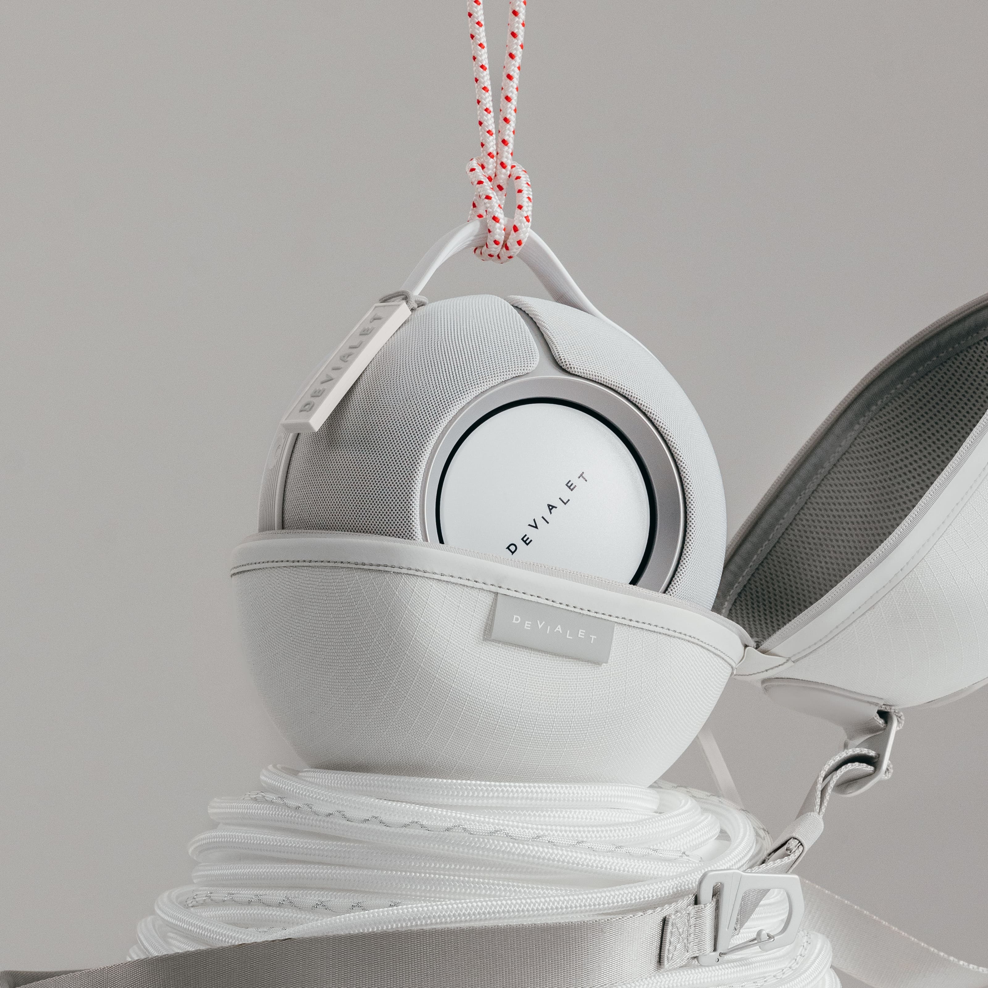 Devialet Mania 晨霧白 White Mist