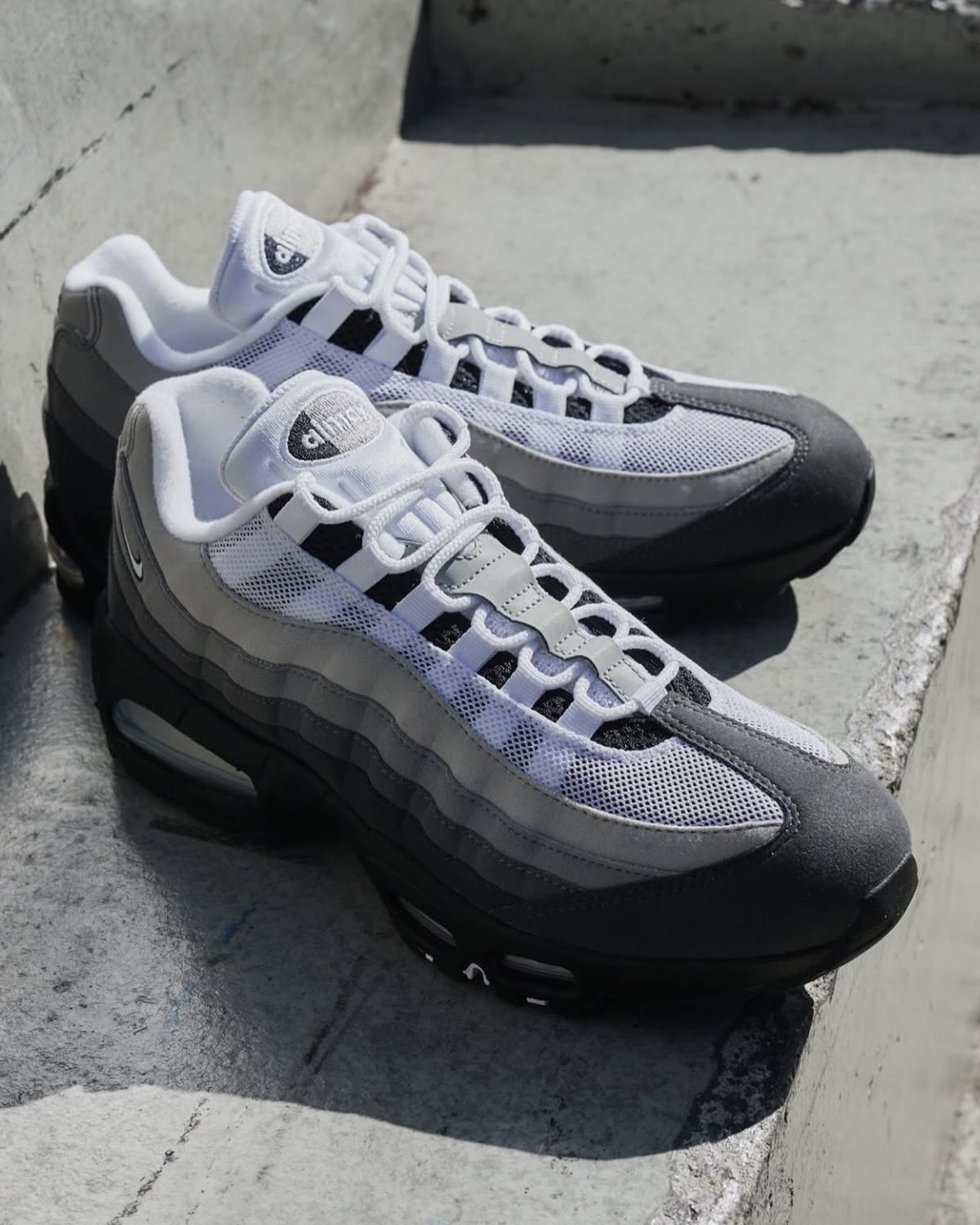 <灰常好看..>Nike AIR MAX 95 BIG BUBBLE 復刻 漸層灰 氣墊 復古 運動鞋