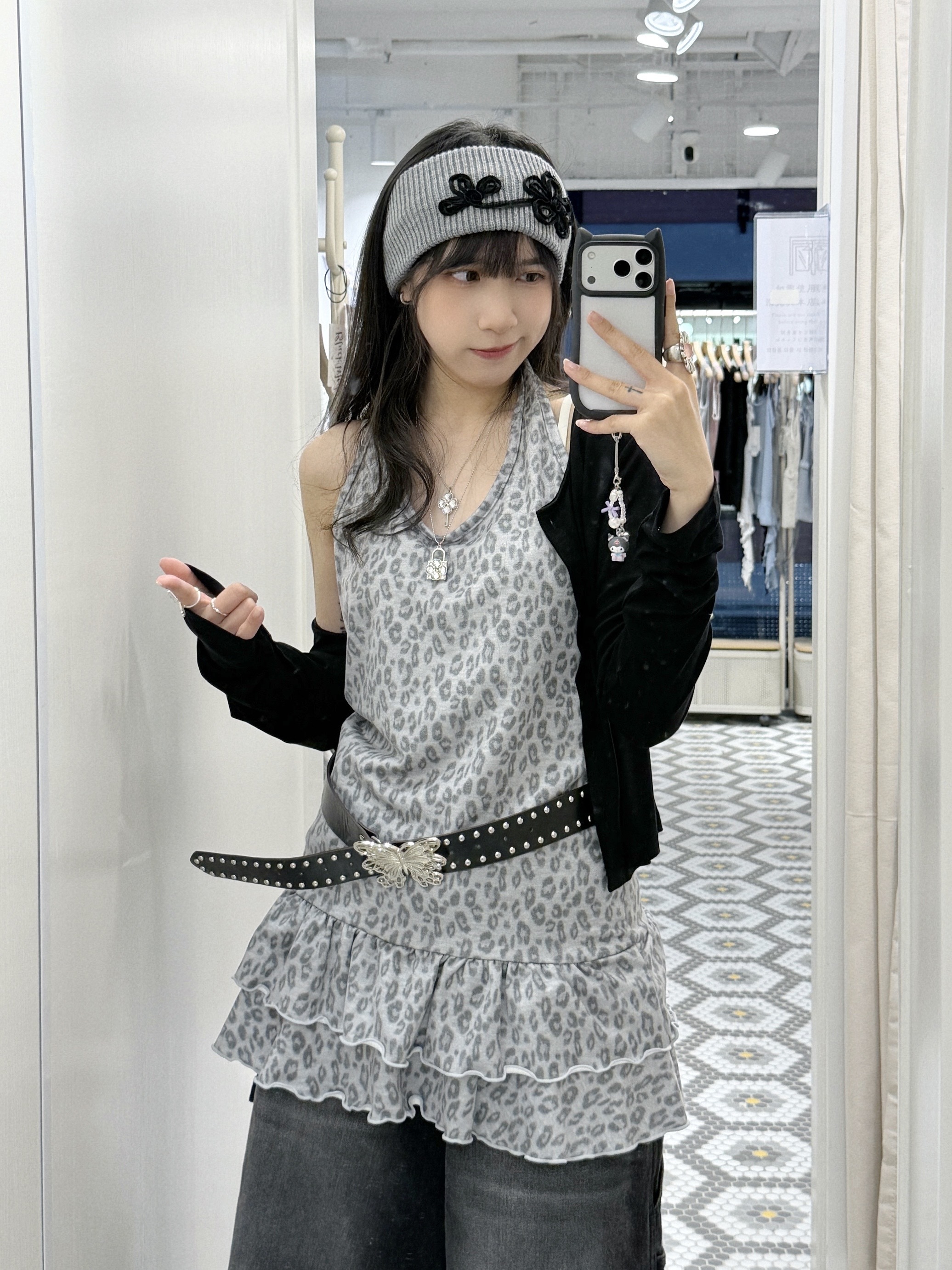 V0233｜2色入🐆🖤 甜酷少女感復古豹紋木耳邊魚尾擺掛頸背心