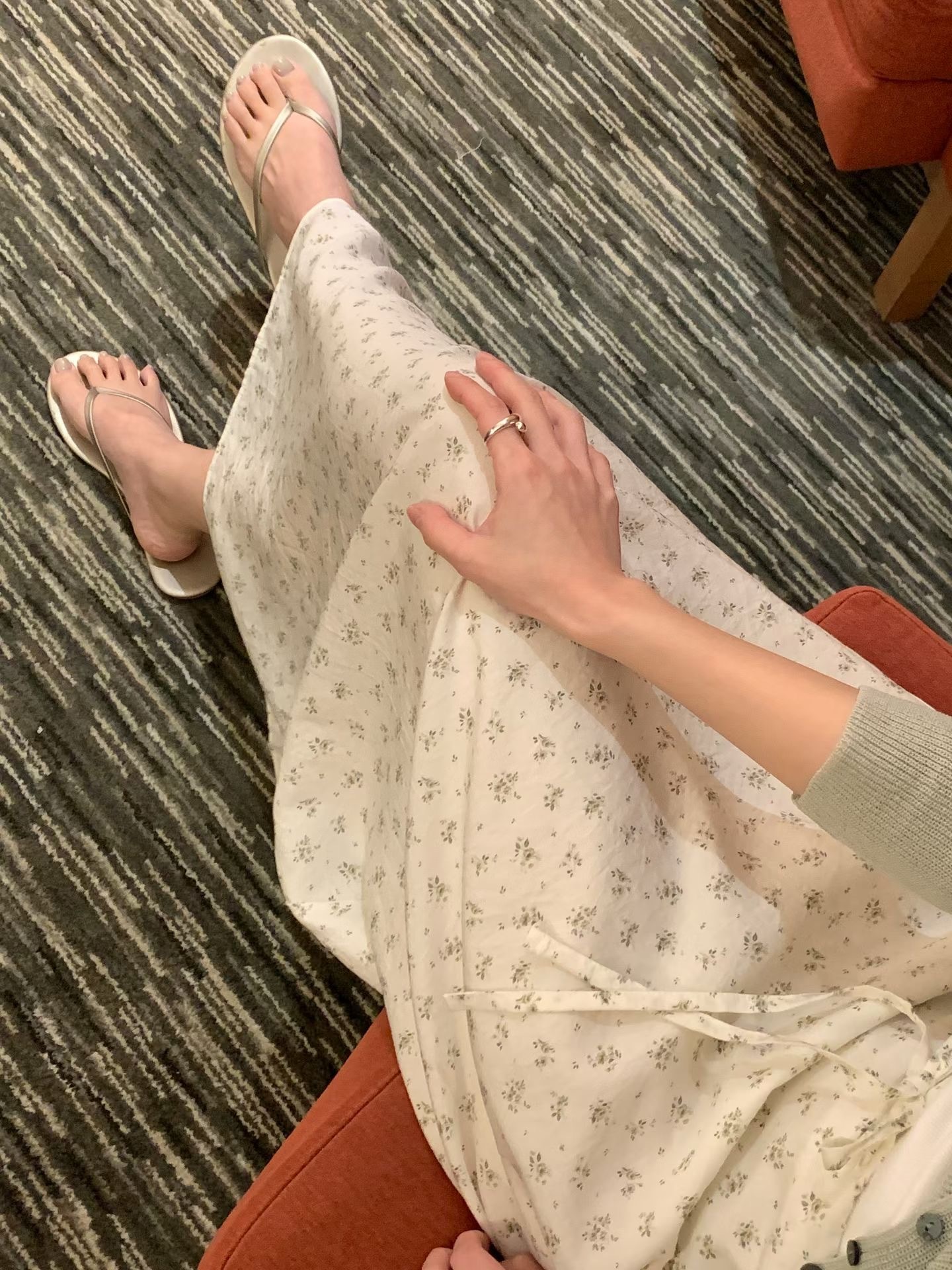 #228N761 瞬間變美，春夏小印花半裙