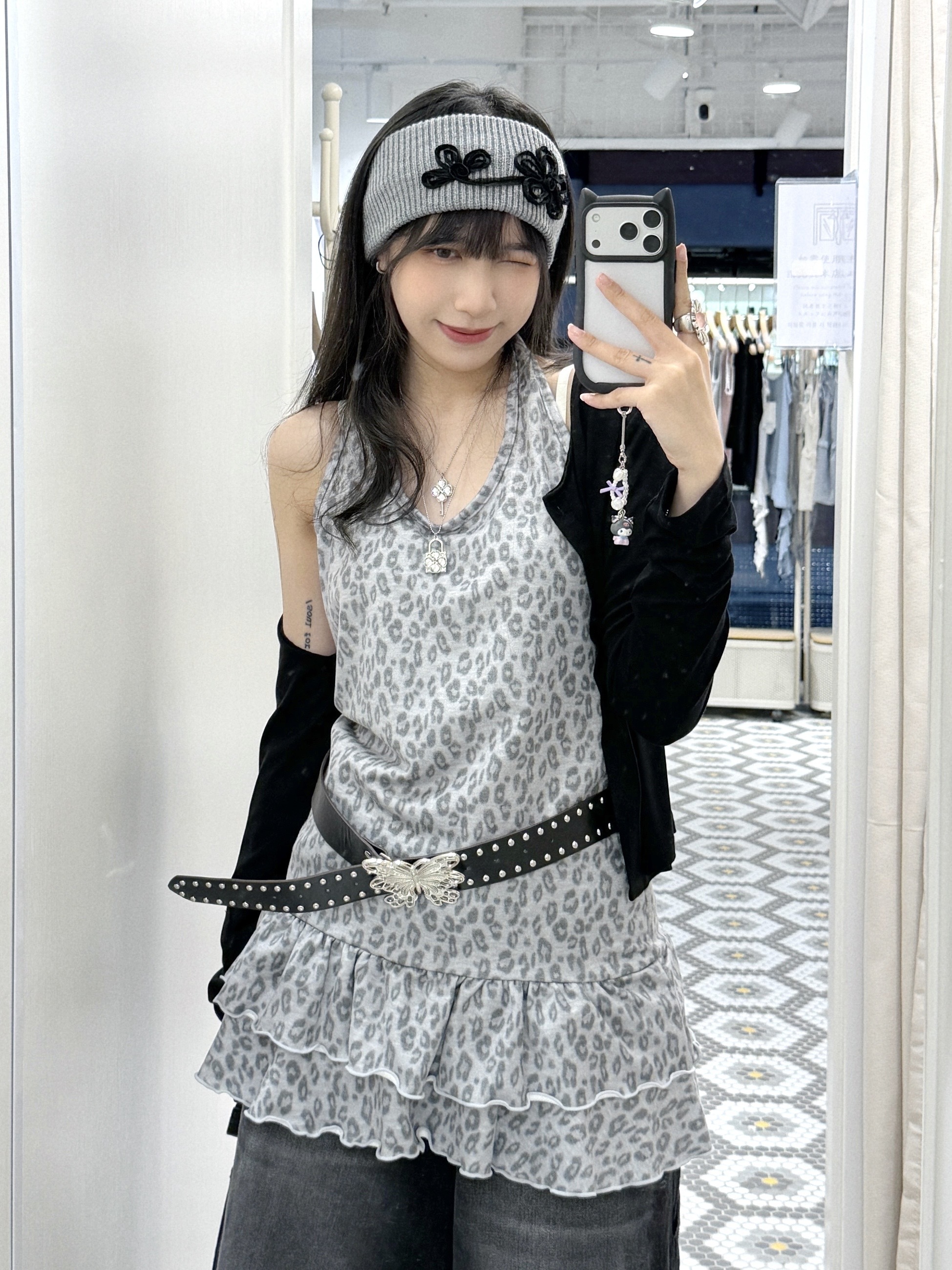V0233｜2色入🐆🖤 甜酷少女感復古豹紋木耳邊魚尾擺掛頸背心