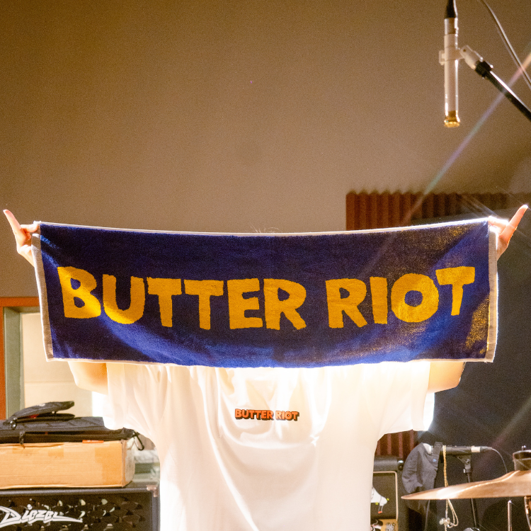 【BUTTER RIOT】天堂製造 毛巾 Made In Paradise